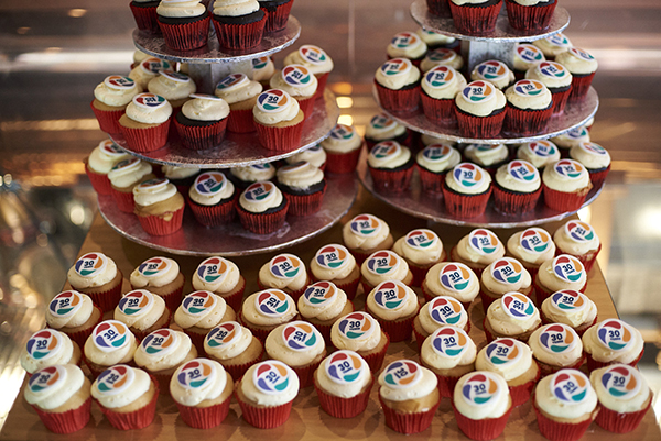 Cupcakes with "30 years" printed on them